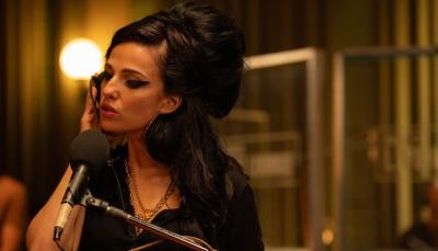 Marisa Abela as Amy Winehouse recording the title track in 'Back to Black'