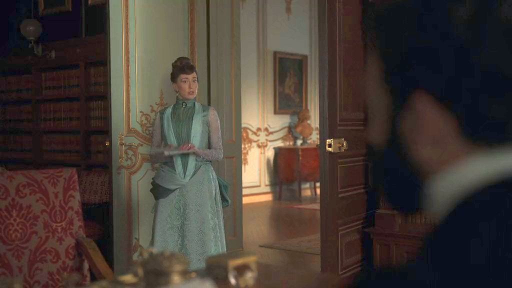 Carrie Coon as Bertha Russell demanding to meet a Duke in 'The Gilded Age' Season 2