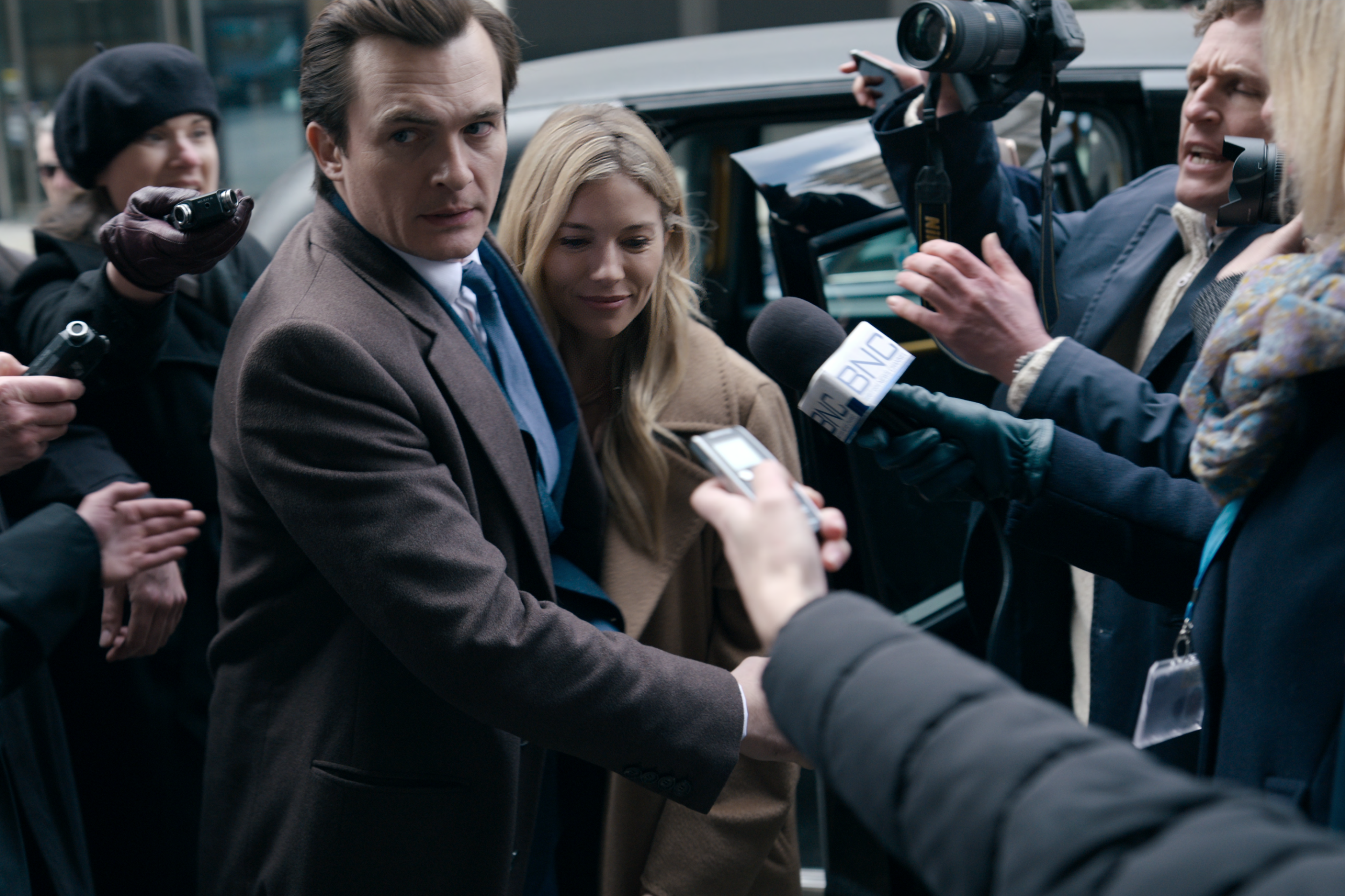 Rupert Friend and Sienna Miller as James and Sophie Whitehouse in Anatomy of a Scandal