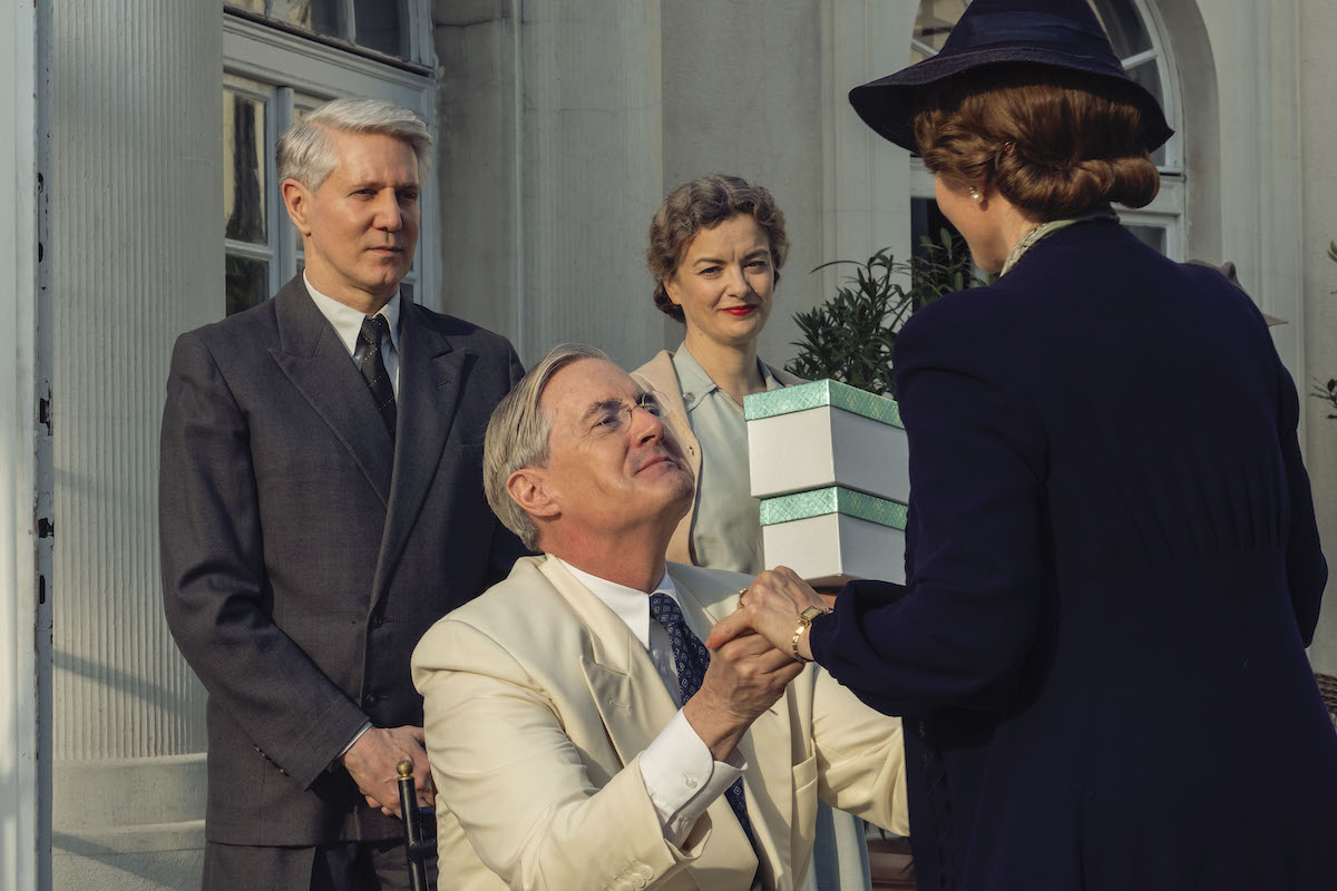 President Roosevelt (Kyle MacLachlan) greets Crown Princess Märtha (Sofia Helin). Courtesy of MASTERPIECE.