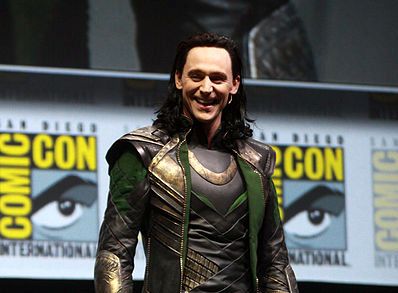 Tom Hiddleston as Loki at SDCC 2013 (Photo by Gage Skidmore)