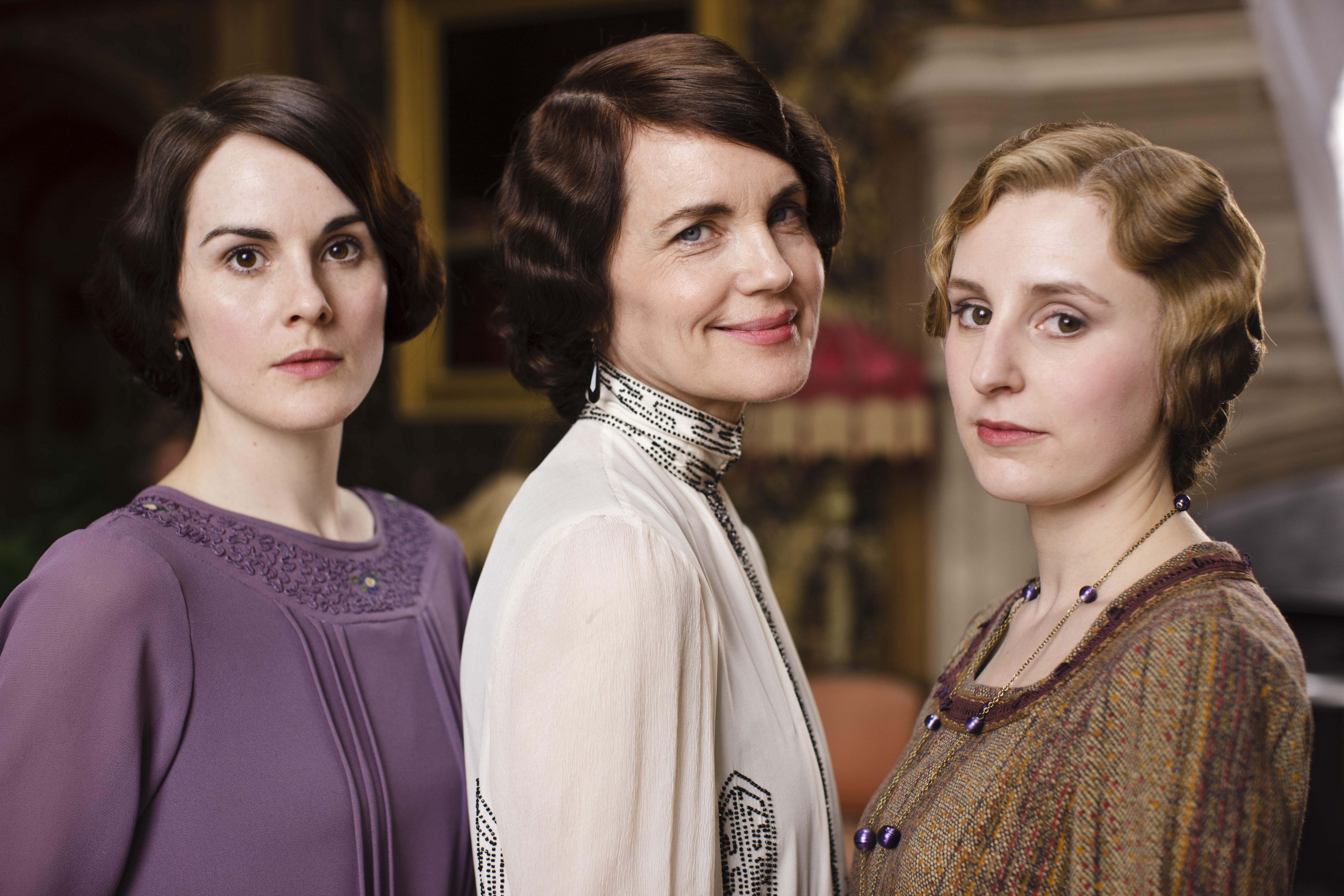 Mary, Cora and Edith. (Photo: Courtesy of ©Nick Briggs/Carnival Film and Television Limited 2013 for MASTERPIECE)