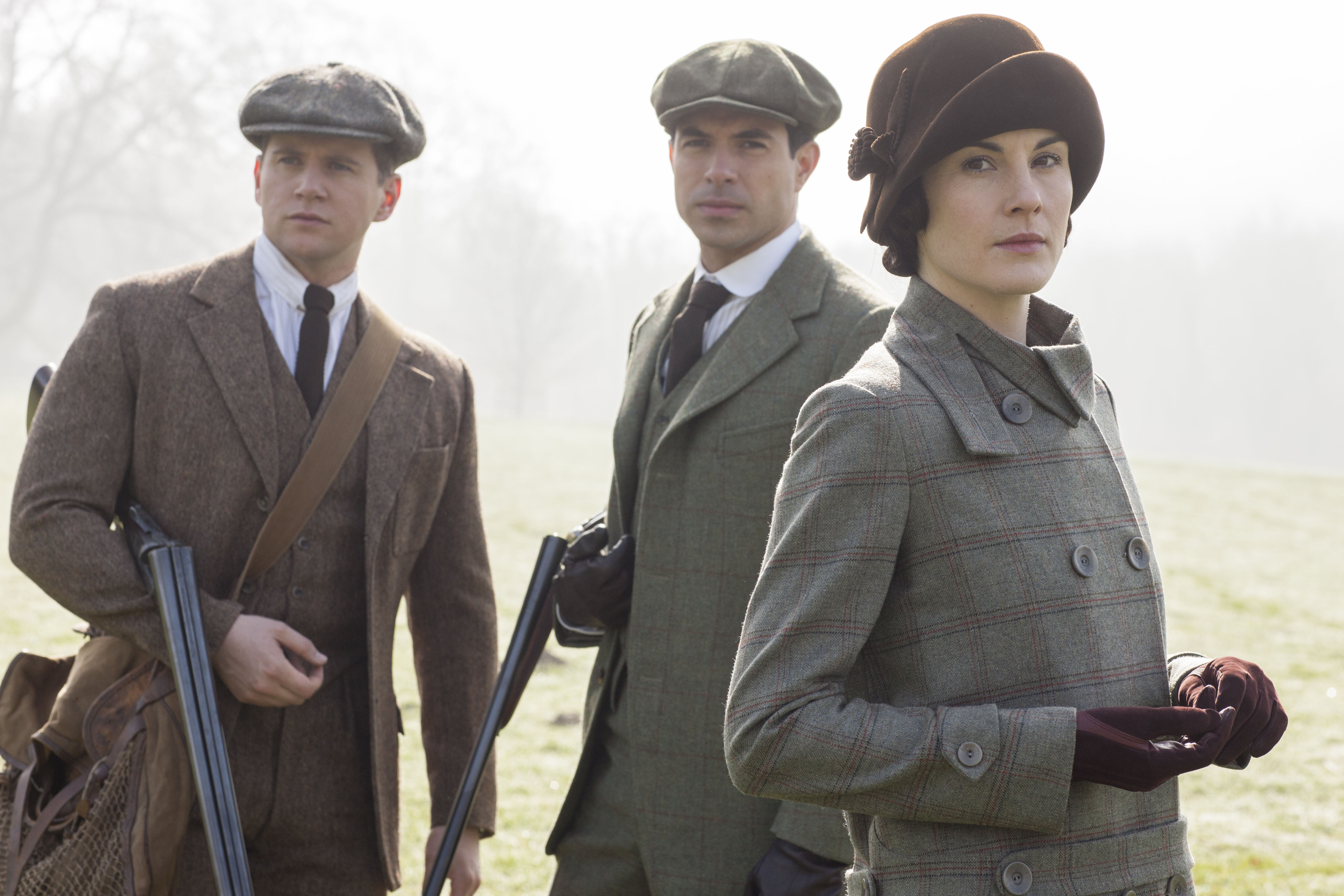 Mary, Tom and Lord Gillingham in their snazzy hunting gear. (Photo: Nick Briggs/Carnival Film &amp; Television 2014 for MASTERPIECE)