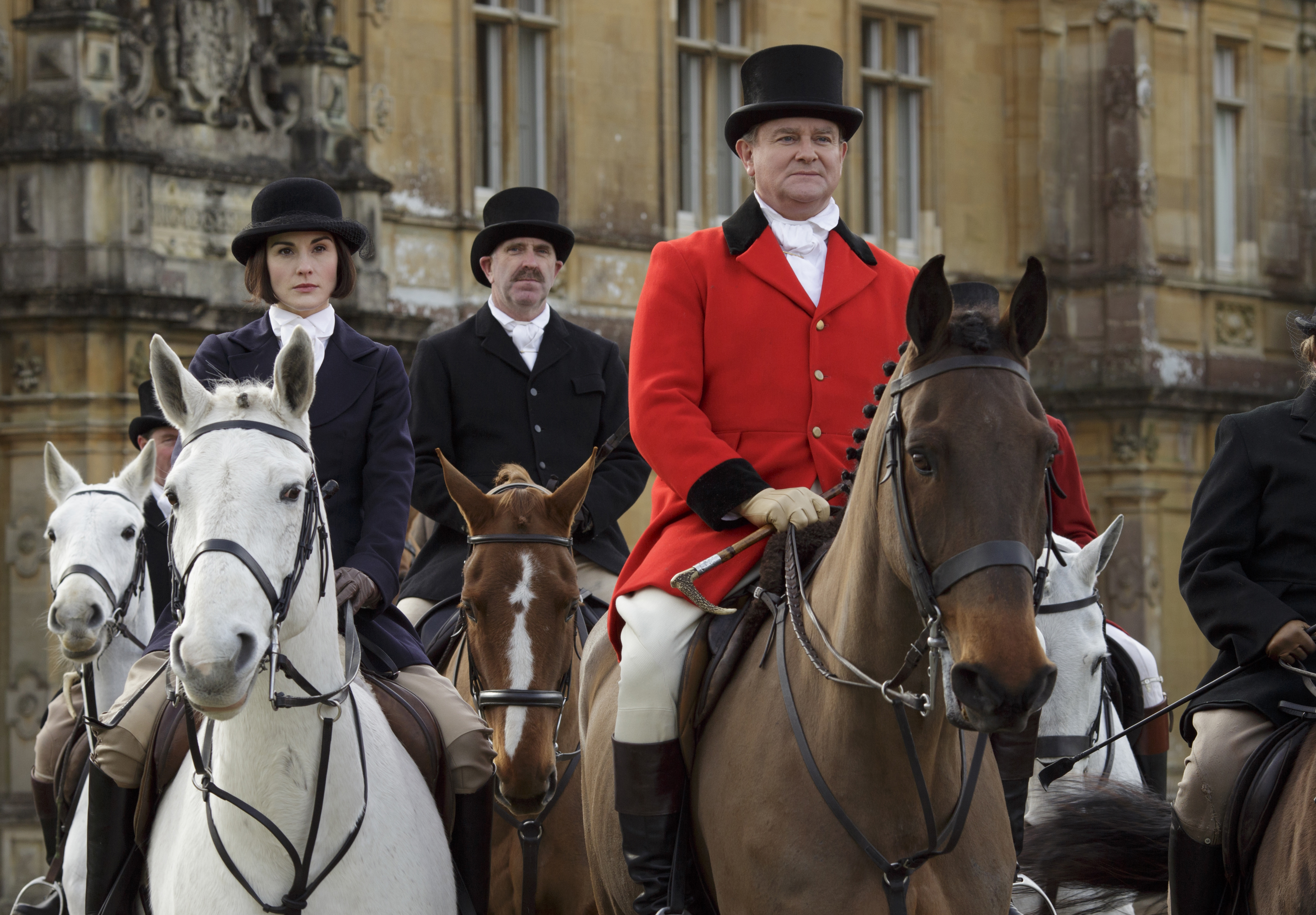 It's the last season but the Crawleys are still fancy. (Photo: Nick Briggs/Carnival Film &amp; Television for Masterpiece)