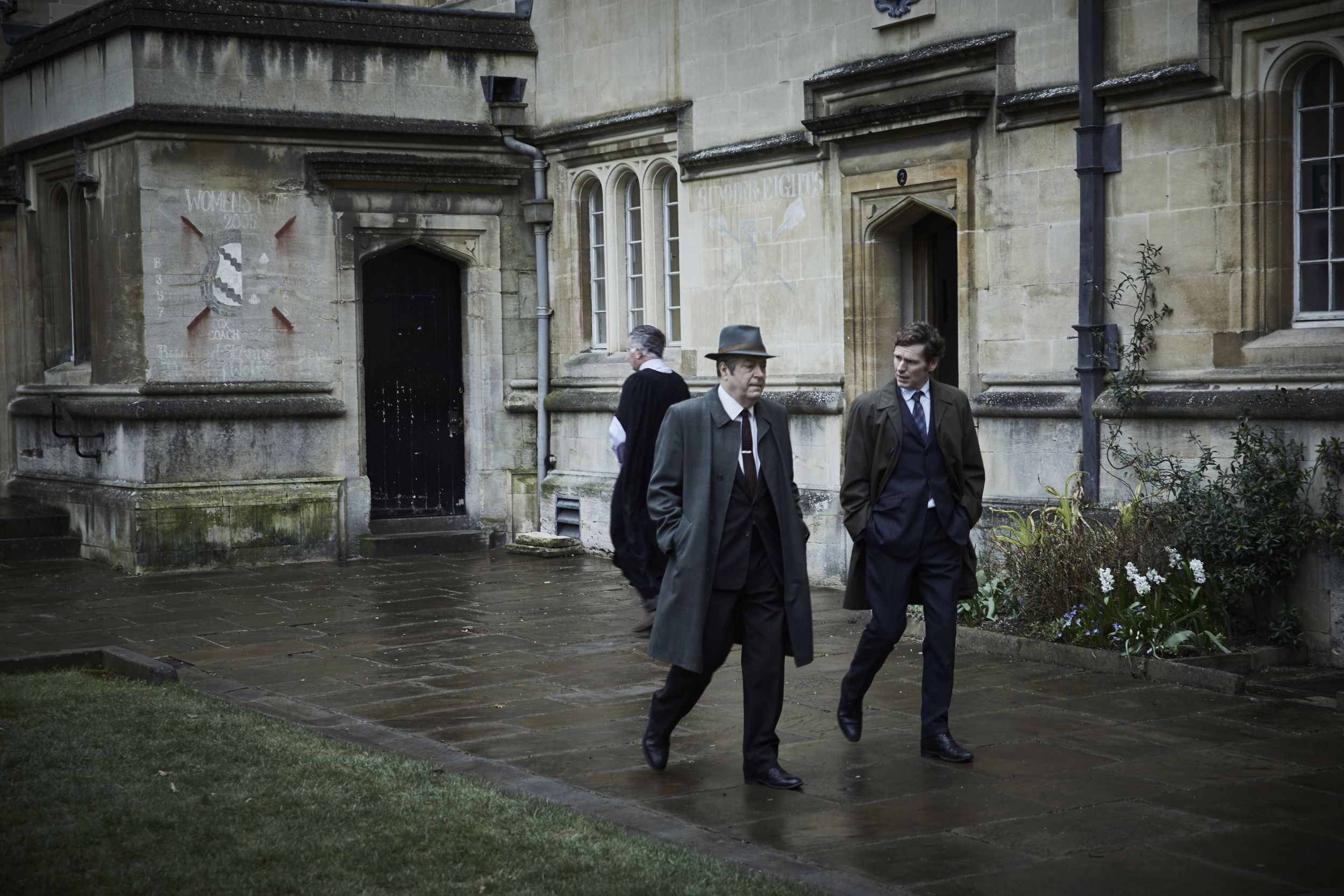 Shaun Evans as Endeavour Morse and Roger Allam as Fred Thursday in Endeavour
