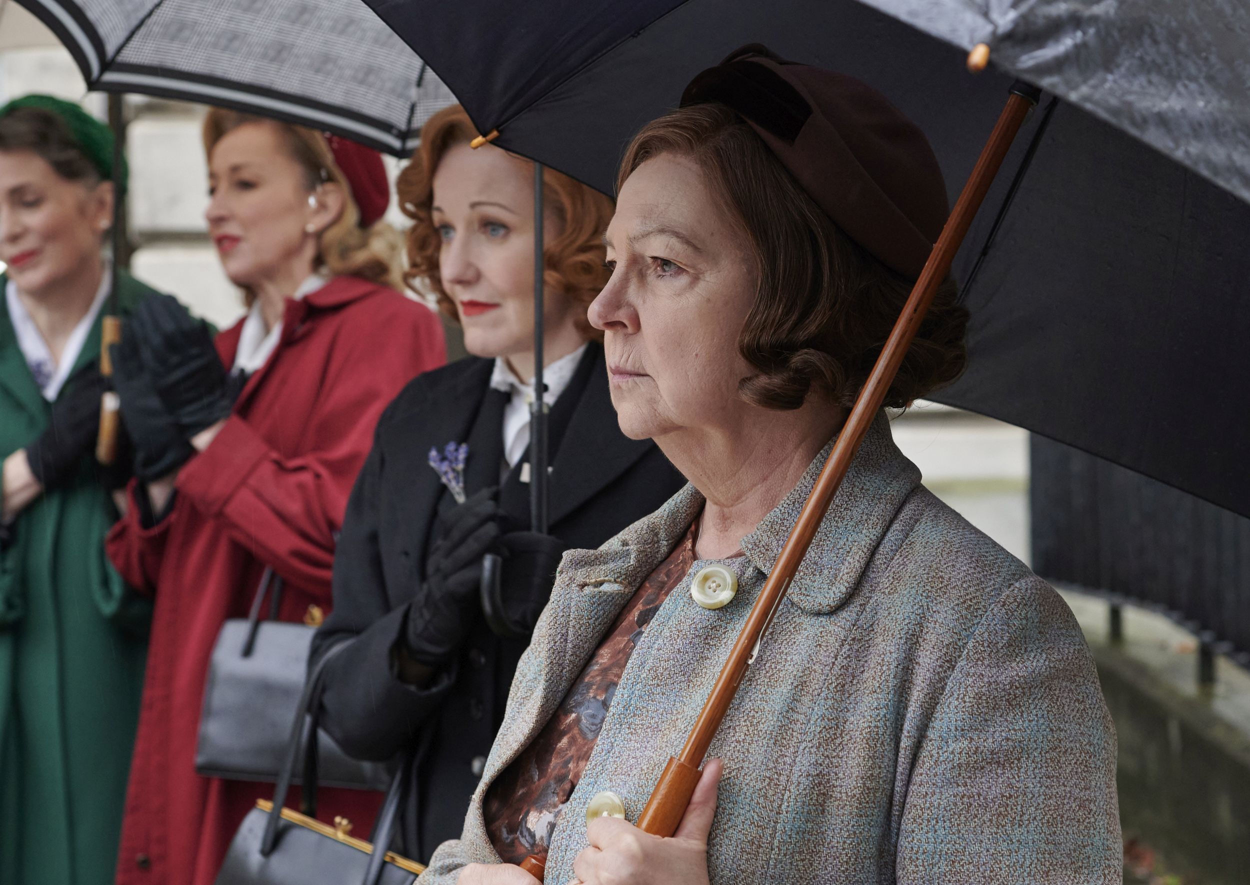 Kacey Ainsworth as Cathy Keating and Tessa Peake-Jones as Mrs. Chapman  in Grantchester Season 6