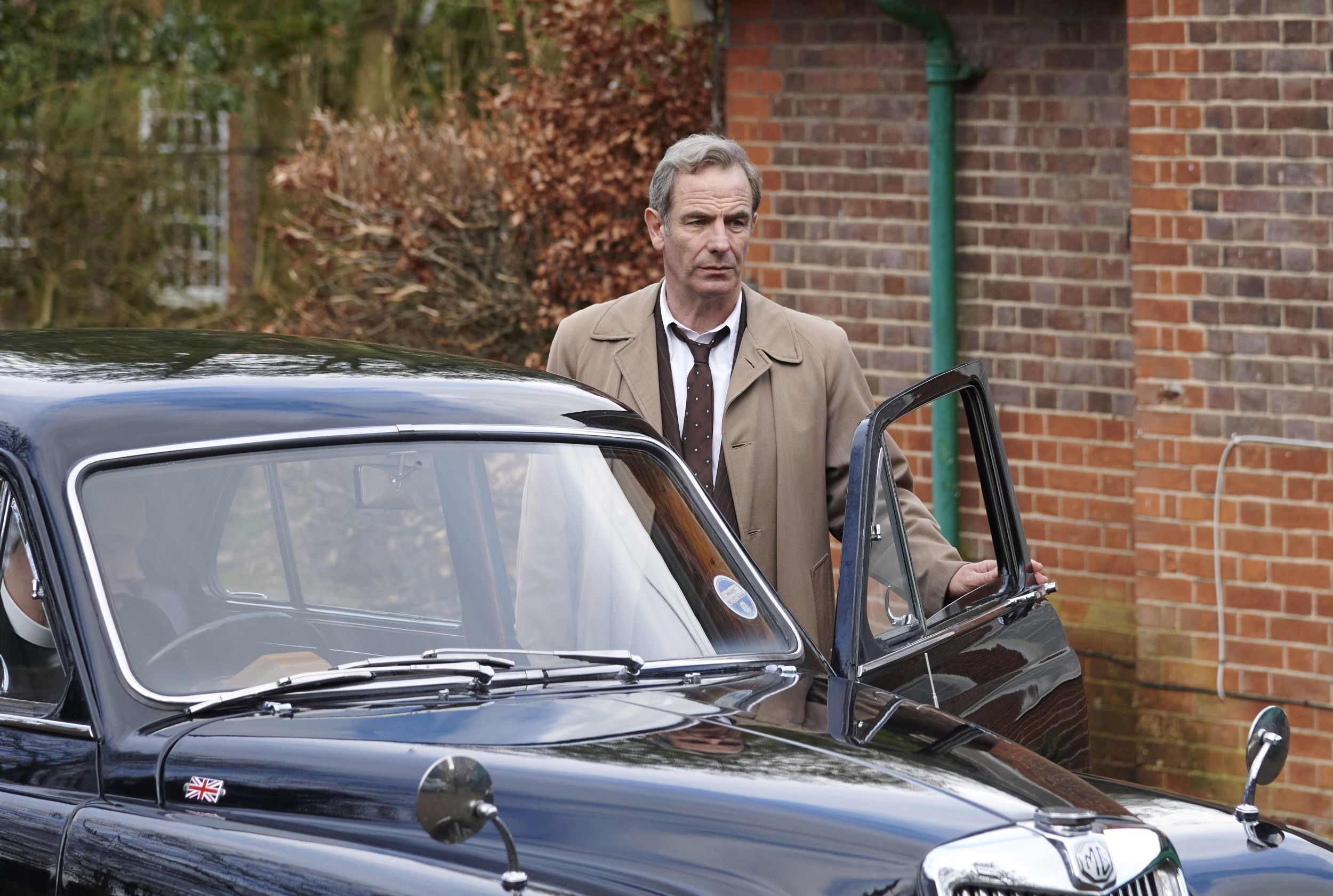 Robson Green as DI Geordie Keating in Grantchester Season 6