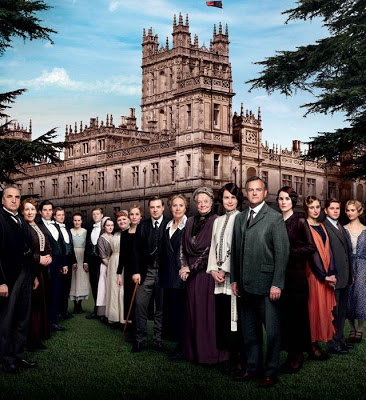 The main cast of Downton Abbey Series 4. (Photo: Courtesy of ©Carnival Film and Television Limited 2013 for MASTERPIECE)