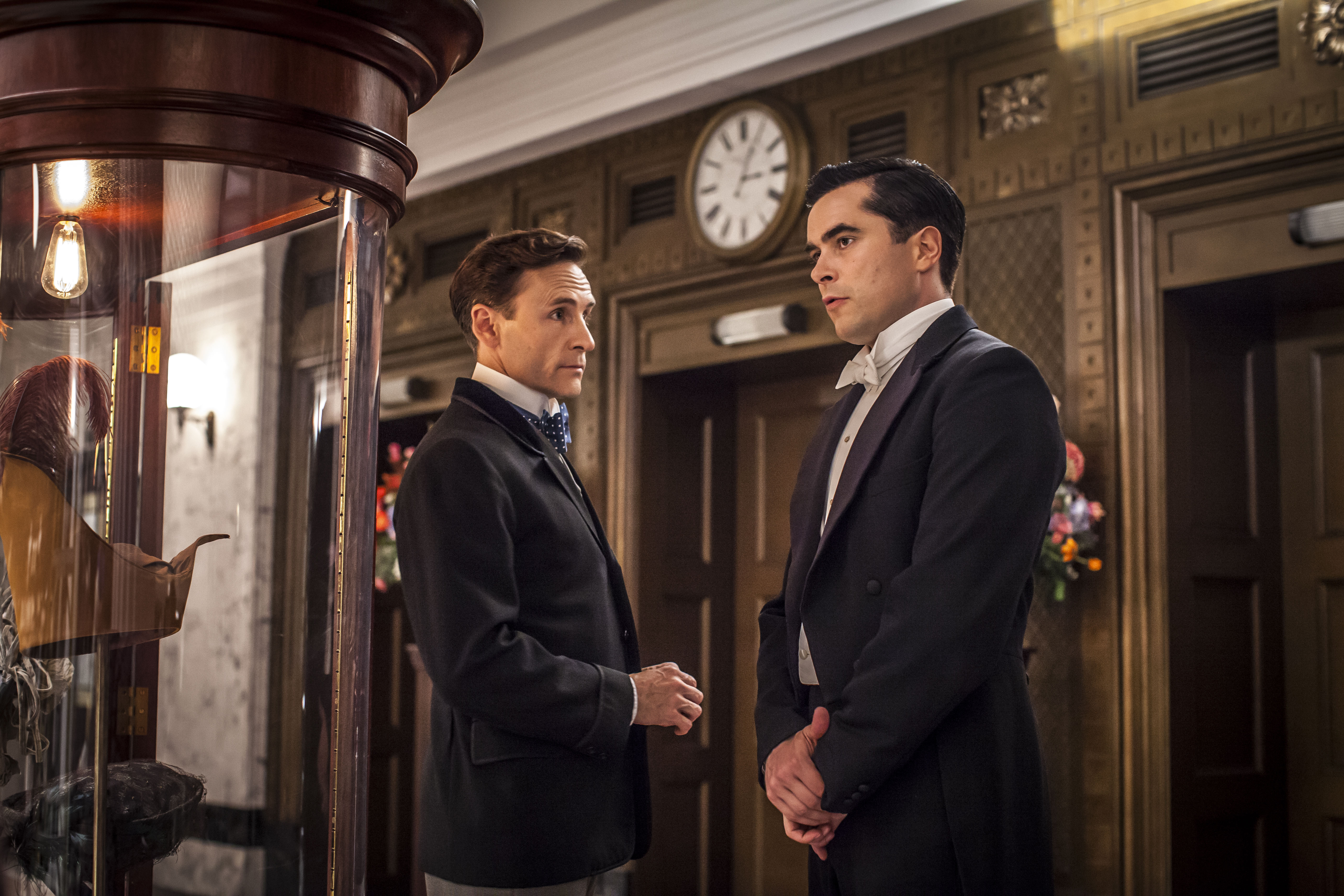 Thackeray and Victor have a chat (Photo: ITV for Masterpiece)