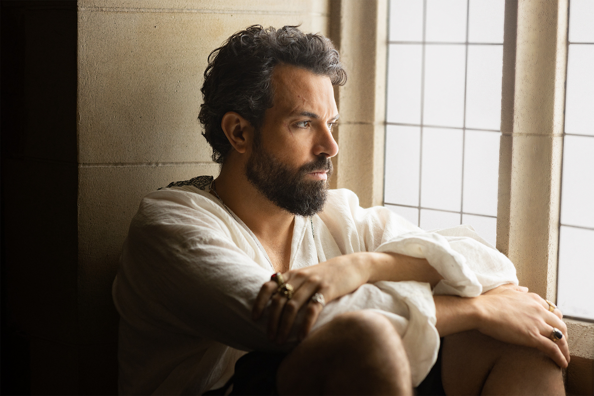 Tom Cullen in "Becoming Elizabeth" (Photo: Starz)