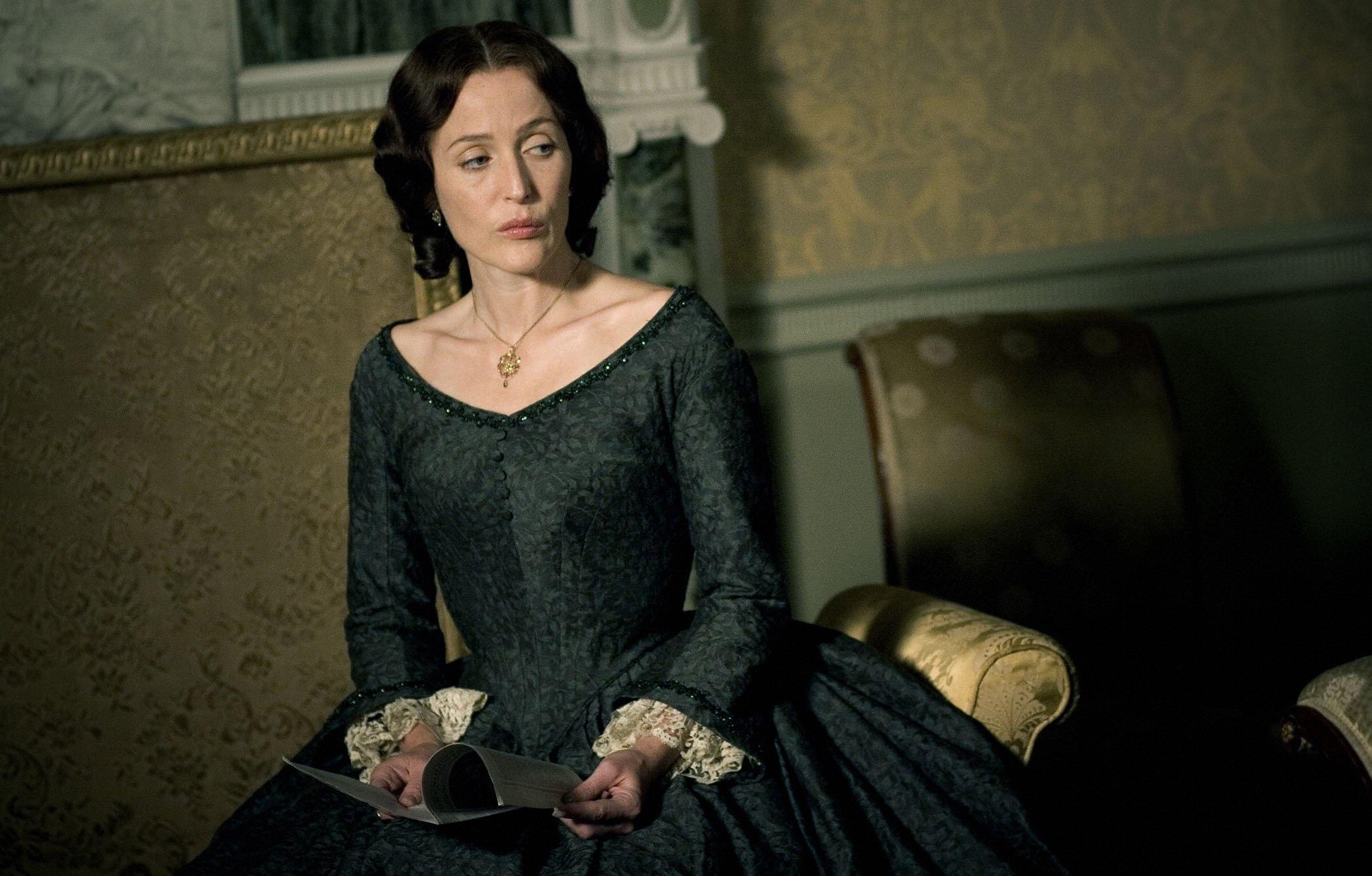 Gillian Anderson in "Bleak House" (Photo: BBC)