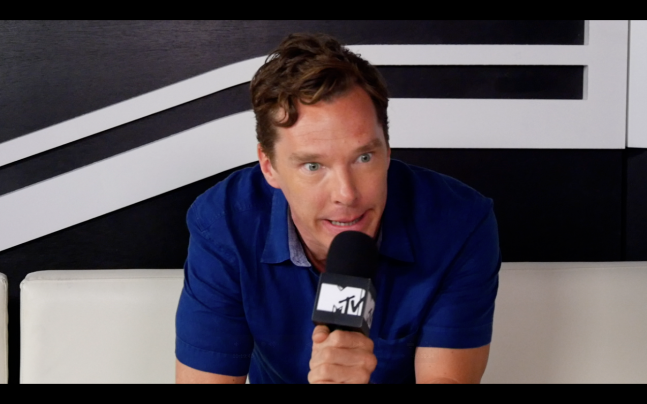 Benedict Cumberbatch chats nerdy topics with MTV at Comic Con (Photo: MTV via YouTube)