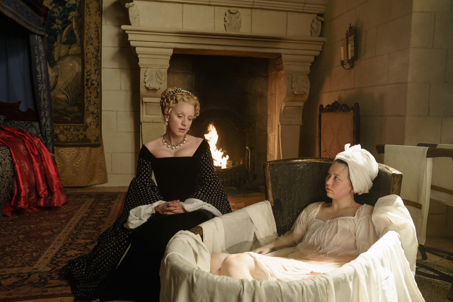 Diane de Poitiers (Ludivine Sagnier) and Catherine (Liv Hill). (Starz)