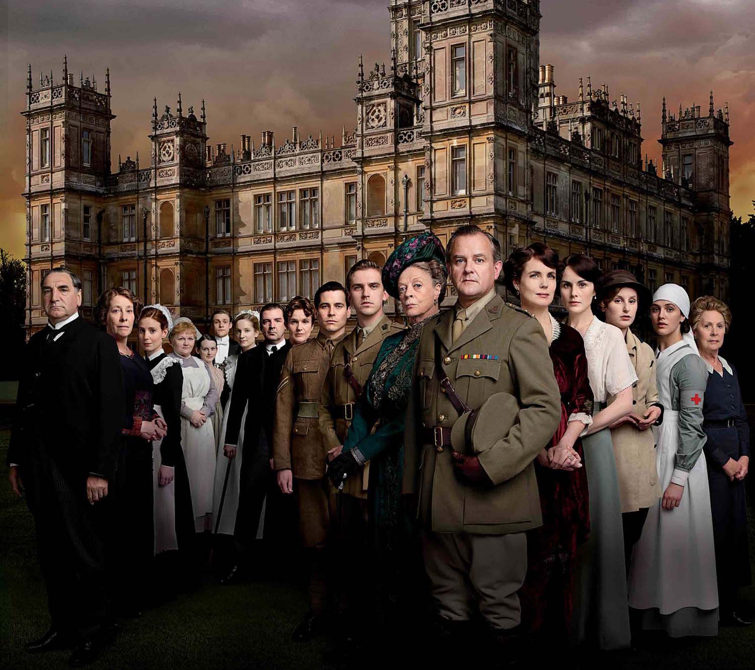 The Wait For Downton Abbey Series 3 Begins: New Casting Details And Our  First Look At Shirley Maclaine | Telly Visions