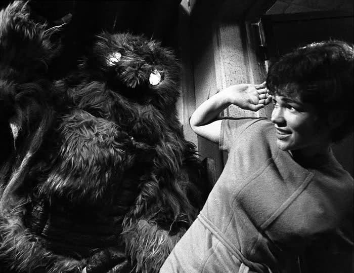 Tina Packer in "The Web of Fear". And a Yeti! (Photo: BBC)