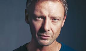 The talented and versatile John Simm (Photo: guardian.co.uk)