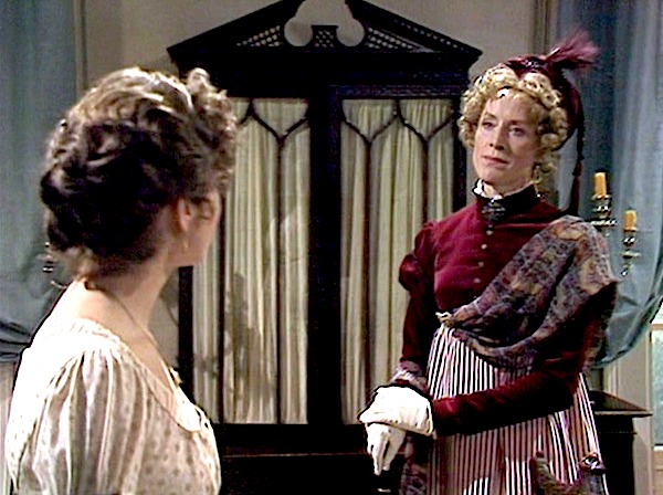Lizzie Bennet (Elizabeth Garvie) and Lady Catherine de Bourgh (Judy Parfitt)