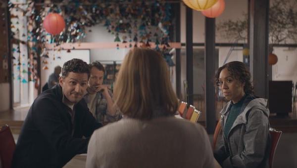 DI Matthew Venn (Ben Aldridge) and DC Jen Rafferty (Pearl Mackie) interview Lucy Craddle (Sarah Gordy) © ITV/Britbox