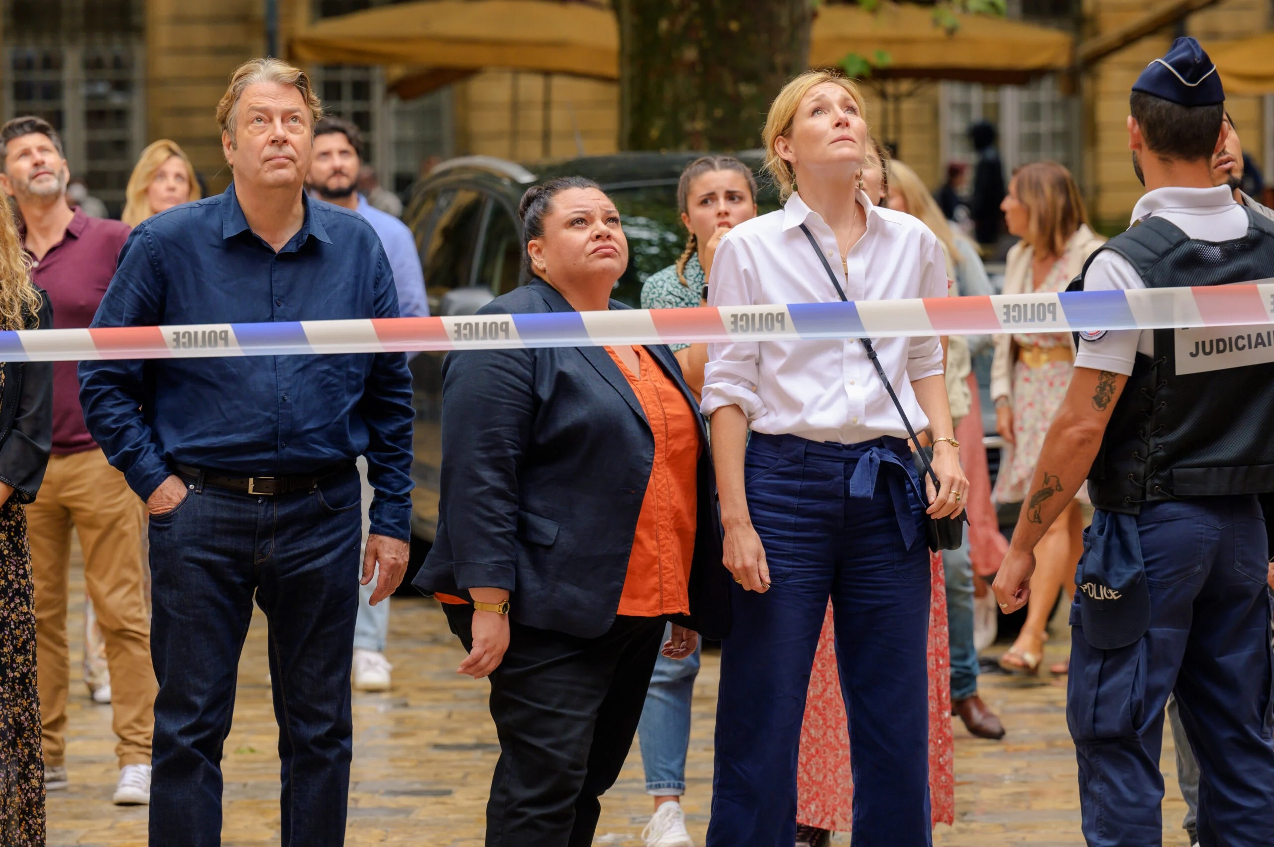 Roger Allam as Antoine Verlaque, Keala Settle as Hélène Paulik, Nancy Carroll as Marine Bonnet in Murder In Provence