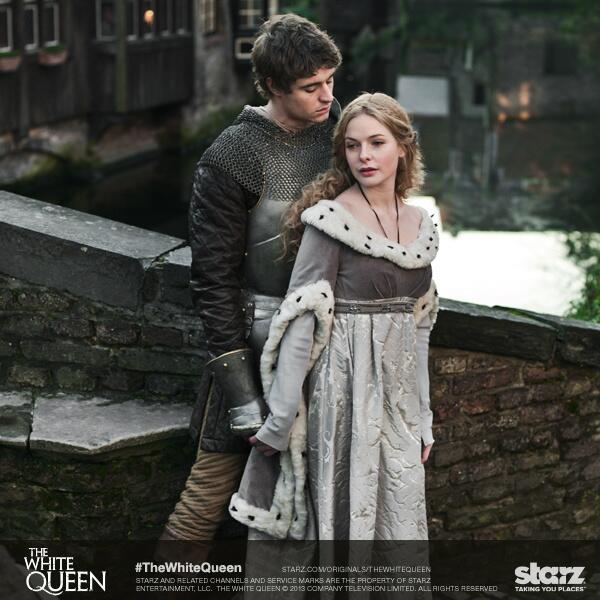 Fabulous outfits already on display in "The White Queen". (Photo via Starz's official White Queen Twitter account)