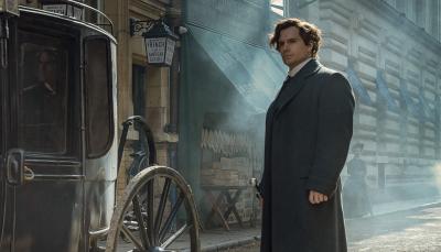 Henry Cavill as Absolute Unit Sherlock Holmes in 'Enola Holmes'