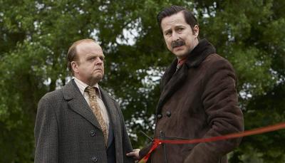 Toby Jones as DCS Dennis Hoban and Lee Ingleby as DCS Jim Hobson on the scene of the crime in 'The Long Shadow'