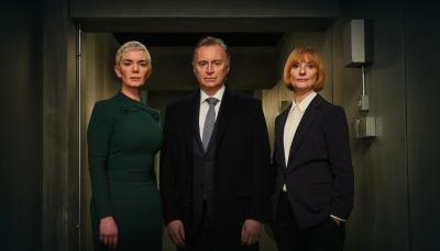 Victoria Hamilton as Anna Marshall, Robert Carlyle as Prime Minister Sutherland, and Jane Horrocks as Victoria Dalton pose for a photo in 'COBRA' Season 3