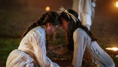 Elaine Cassidy in "Sanctuary: A Witch's Tale"
