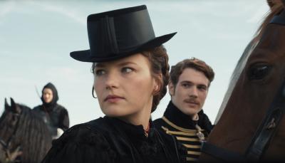 Devrim Lingnau and Philip Froissant in "The Empress" Season 2