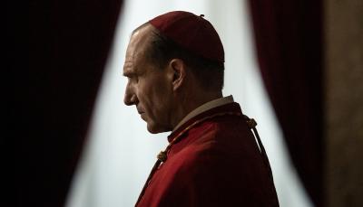 Ralph Fiennes in "Conclave"