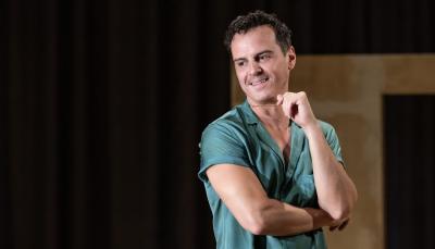 Andrew Scott in "Vanya"