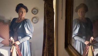 Keeley Hawes in "Miss Austen"