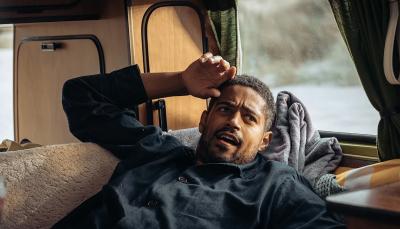Alfred Enoch as Pete Thomas in 'The Couple Next Door' Season 1