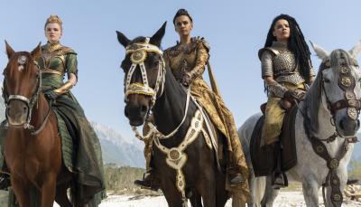 Ceara Coveney as Elayne Trakand, Madeleine Madden as Egwene al'Vere, Zoë Robins as Nynaeve al’Meara in 'The Wheel of Time' Season 3