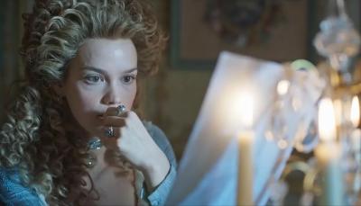 Emilia Schüle as Marie Antoinette in 'Marie Antoinette' Season 2