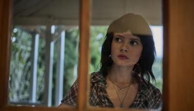 Jana McKinnon as Zoe Jacobs in 'Black Snow' Season 2