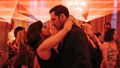 Annabel Scholey as Charlotte Roberts and Sam Palladio as Jacob Roberts in 'The Couple Next Door' Season 2