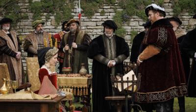Kate Phillips and Damian Lewis in "Wolf Hall: The Mirror and the Light"