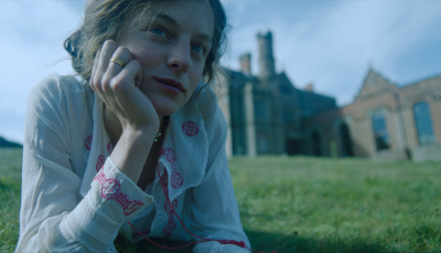 Emma Corrin in 'Lady Chatterley's Lover' 
