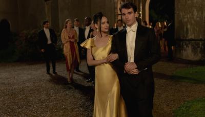 Sofia Carson as Anna and Corey Mylchreest as Jamie in 'My Oxford Year'