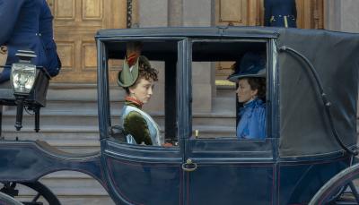 Taissa Farmiga and Carrie Coon in 'The Gilded Age' Season 3