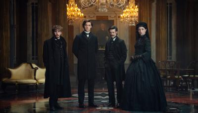 Fionn O’Shea as Benjamin Guinness, Louis Partridge as Edward Guinness, Anthony Boyle as Arthur Guinness, Emily Fairn as Anne Plunket (née Guinness) in 'House of Guiness'