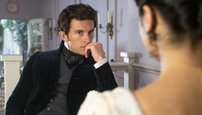 Jonathan Bailey as Viscount Anthony and Simone Ashley as Kate Sharma in 'Bridgerton' Season 2