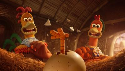Rocky (Zachary Levi) and Ginger (Thandiwe Newton) in 'Chicken Run: Dawn of the Nugget'