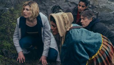 The Doctor (JODIE WHITTAKER), Mary (SARA POWELL), Yasmin Khan (MANDIP GILL), Dan (JOHN BISHOP) in Doctor Who: Flux