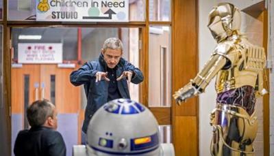 Martin Freeman, channeling his inner Jedi Master. (Photo: BBC)
