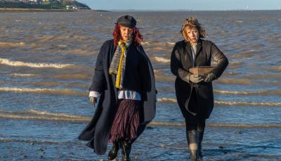 Frances Barber as Dolly Nolan and Kerry Godliman as Pearl Nolan in 'Whitstable Pearl'