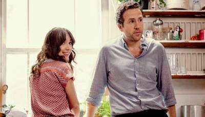 Rafe Spall and Esther Smith as Jason and Nikki in 'Trying' Season 1