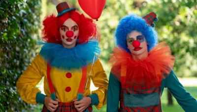 Killing Eve Season 3, literally sending in the clowns. (Photo: Des Willie/BBC America)
