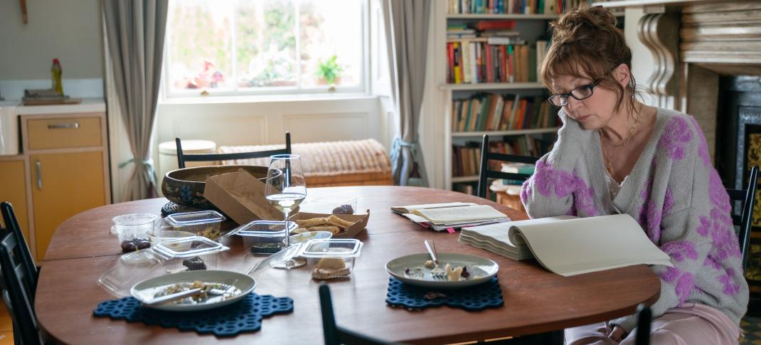 Picture shows: Lesley Manville as Susan Ryeland reading Alan Conway's manuscript in Magpie Murders